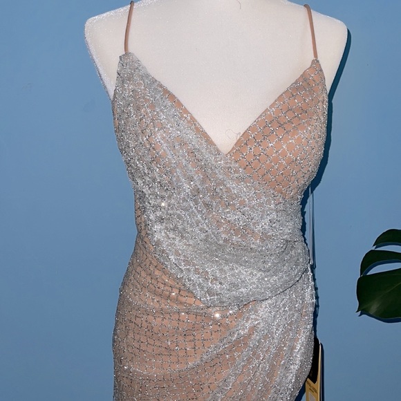 🆕 May Queen Silver Nude Split-hem Long Dress - Picture 5 of 12